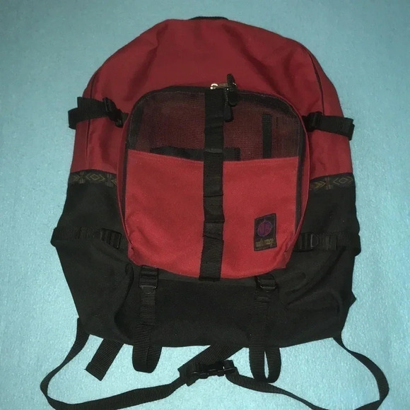 NORTH RANGE backpack red black Aztec type print padded straps - Picture 1 of 9